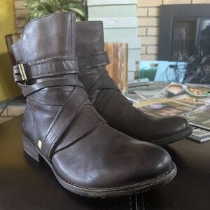 Miz Mooz Boots 6 Bailey Moto Leather Ankle Bootie Buckle Biker Shoes Side Zip